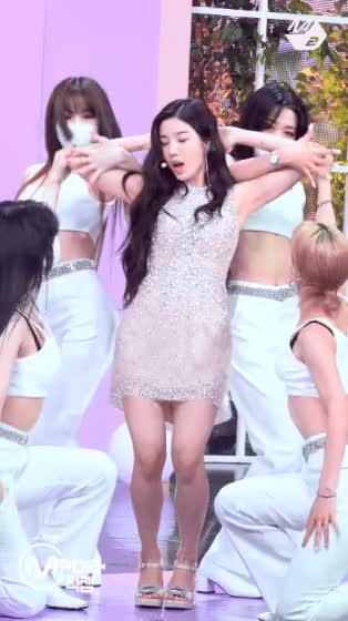 65a25c0f811eec42570c46f046cd6f1f_1655089804_9462.gif
