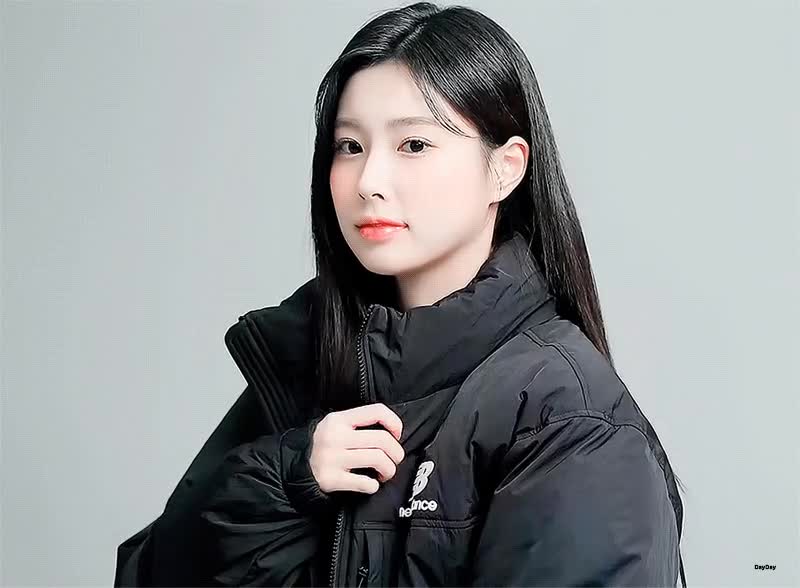 강혜원.gif