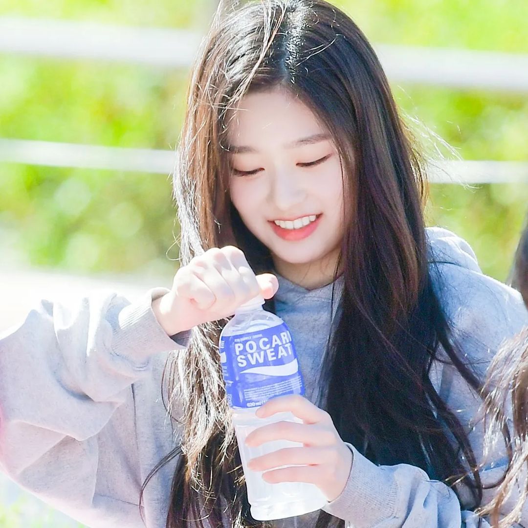 minmin._.ju_p_CfgBXPBLYqz_1.jpg