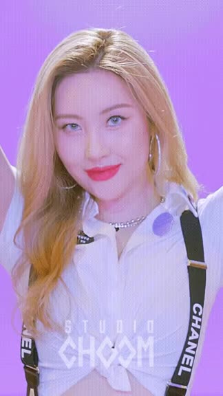스튜디오 춤 스쿨룩 선미 - 꾸르