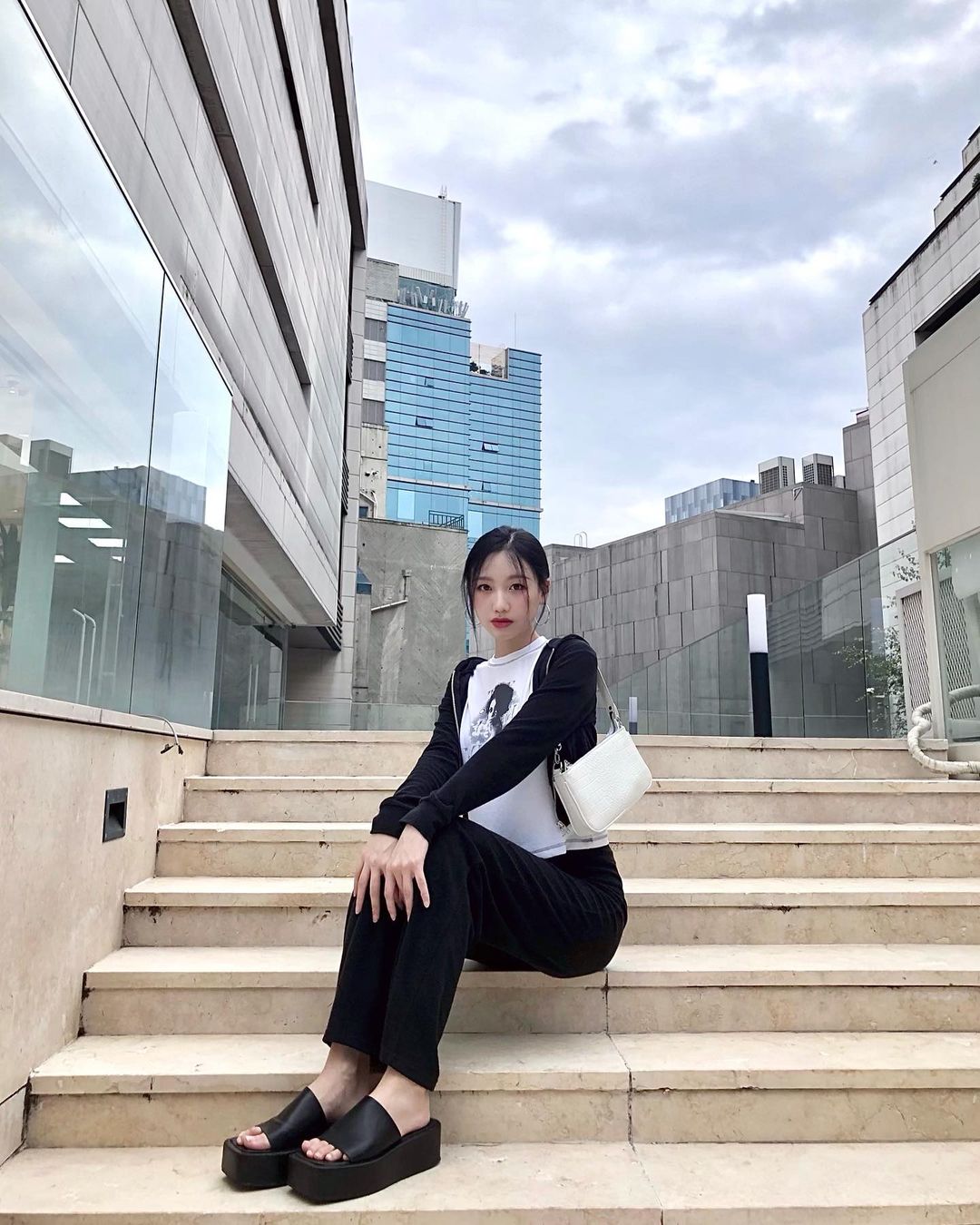 iloveryu._20211017_235742_5.jpg
