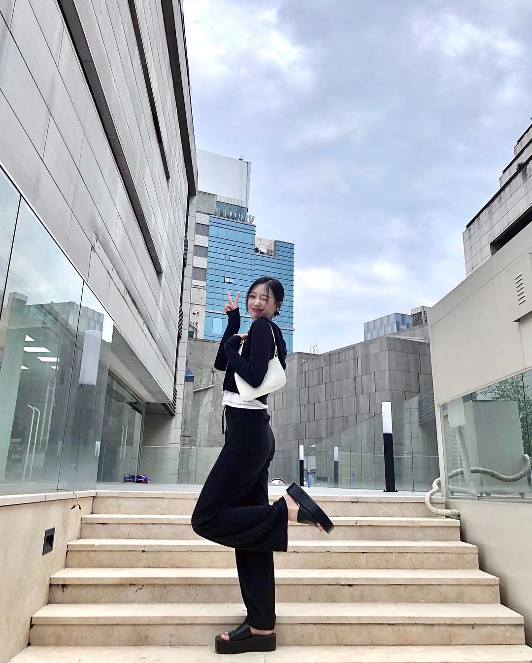 iloveryu._20211017_235742_2.jpg