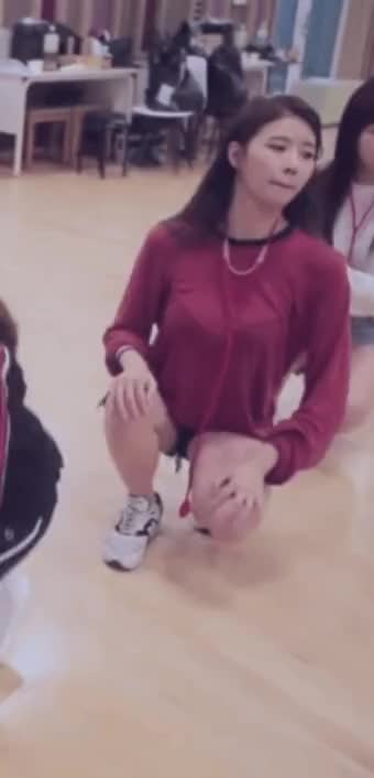 076c0cd646cf3a28a16464551f3eeadb_1630664847_1794.gif