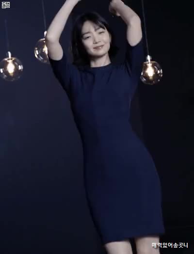 76b55f846e845639a9a4e9efc41f5843_1646290653_9218.gif