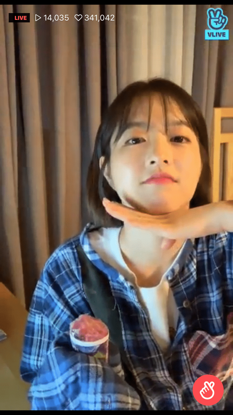 폴라포 먹는 박보영 3.png