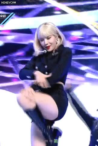 4d96157c5900e886738c0c19f3b8a50c_1631112312_7133.gif