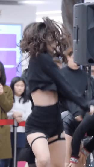 20afdba2301e676c356777344119d977_1651766413_6847.gif