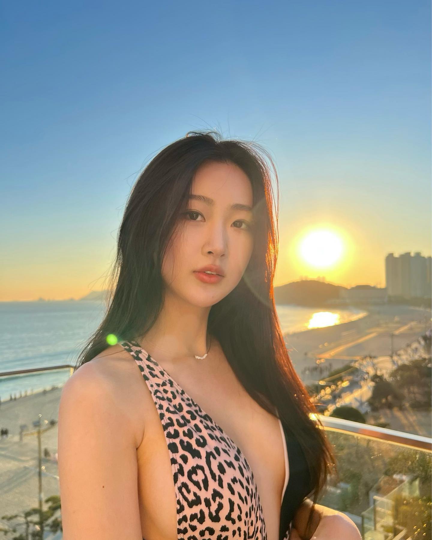 달샤벳 수빈 최근 수영복 2.jpg