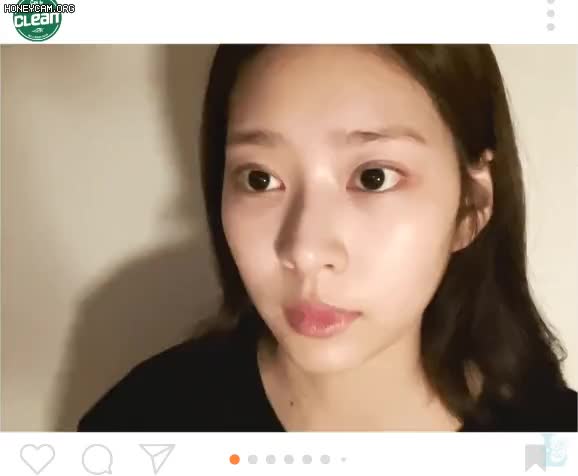 깨끗한 민주 민낯 1.gif