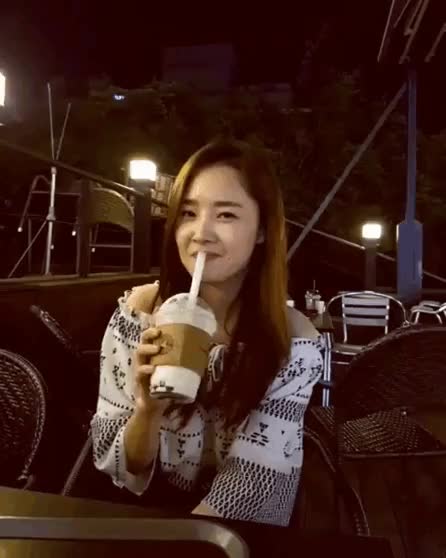 우희 여친 짤 6.gif