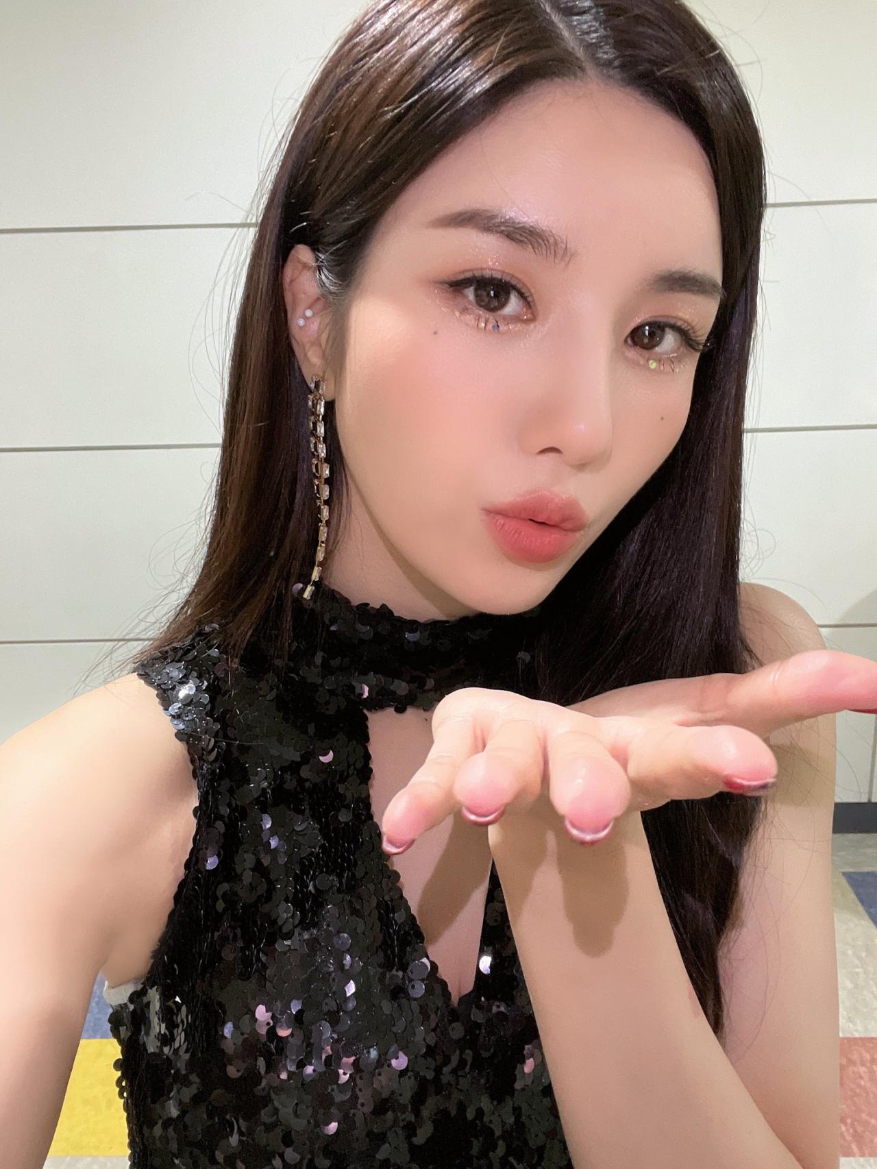 6CBE73C4-37DA-41A2-BC8C-2315ABC0B198.jpeg.jpg