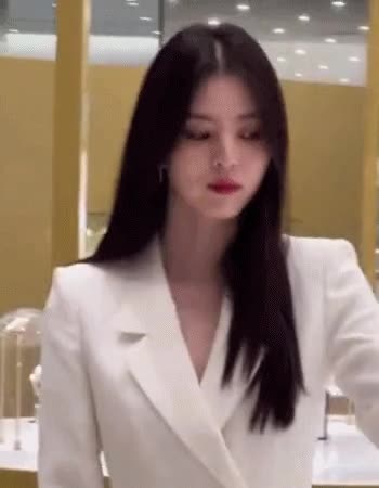 78ac5e95483ead0f307b12f2782bd2d5_1662012386_6835.gif