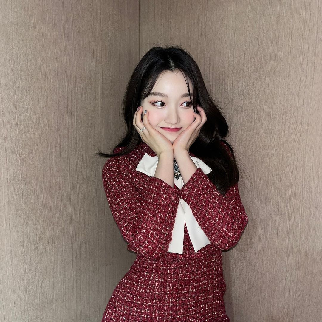 loonatheworld_20211227_192341_1.jpg