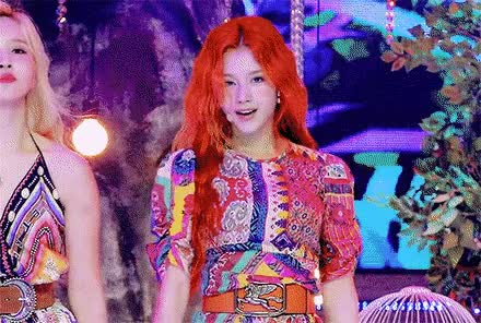 사미호 사나 2.gif