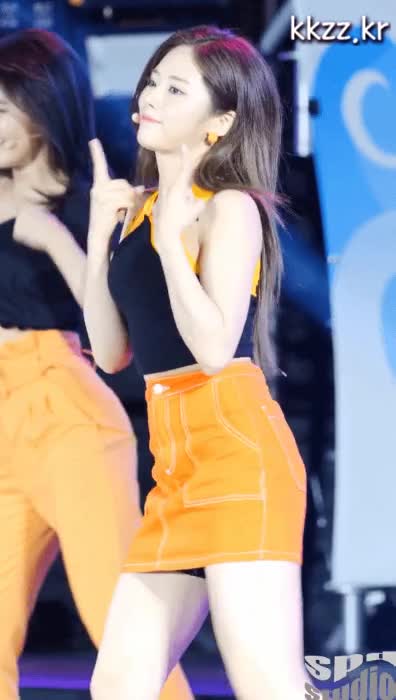 db1ef1c39a3de9408b698f11be4a4e71_1646047056_765.gif
