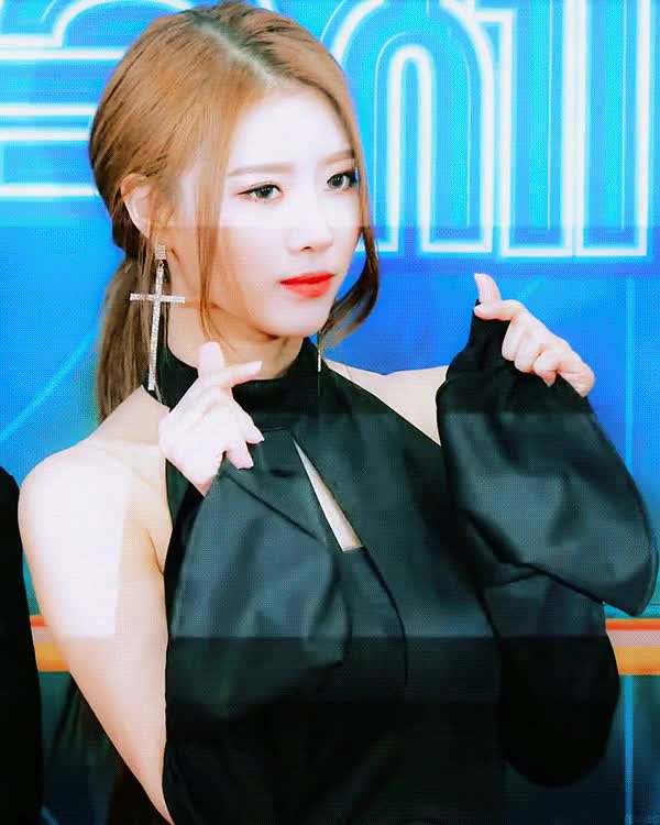 a7b464d83717656bd91be9312a58a063_1631026978_4258.gif