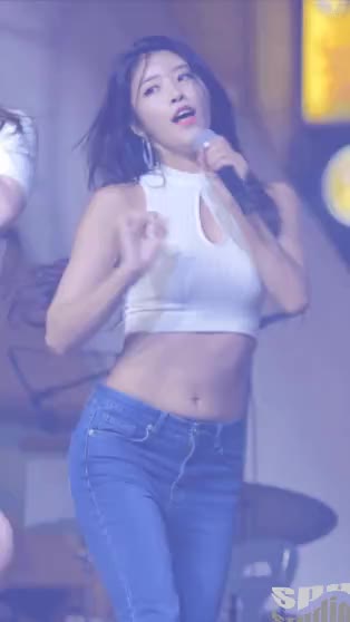 러블리즈 이미주 전설의 행사짤 8.gif