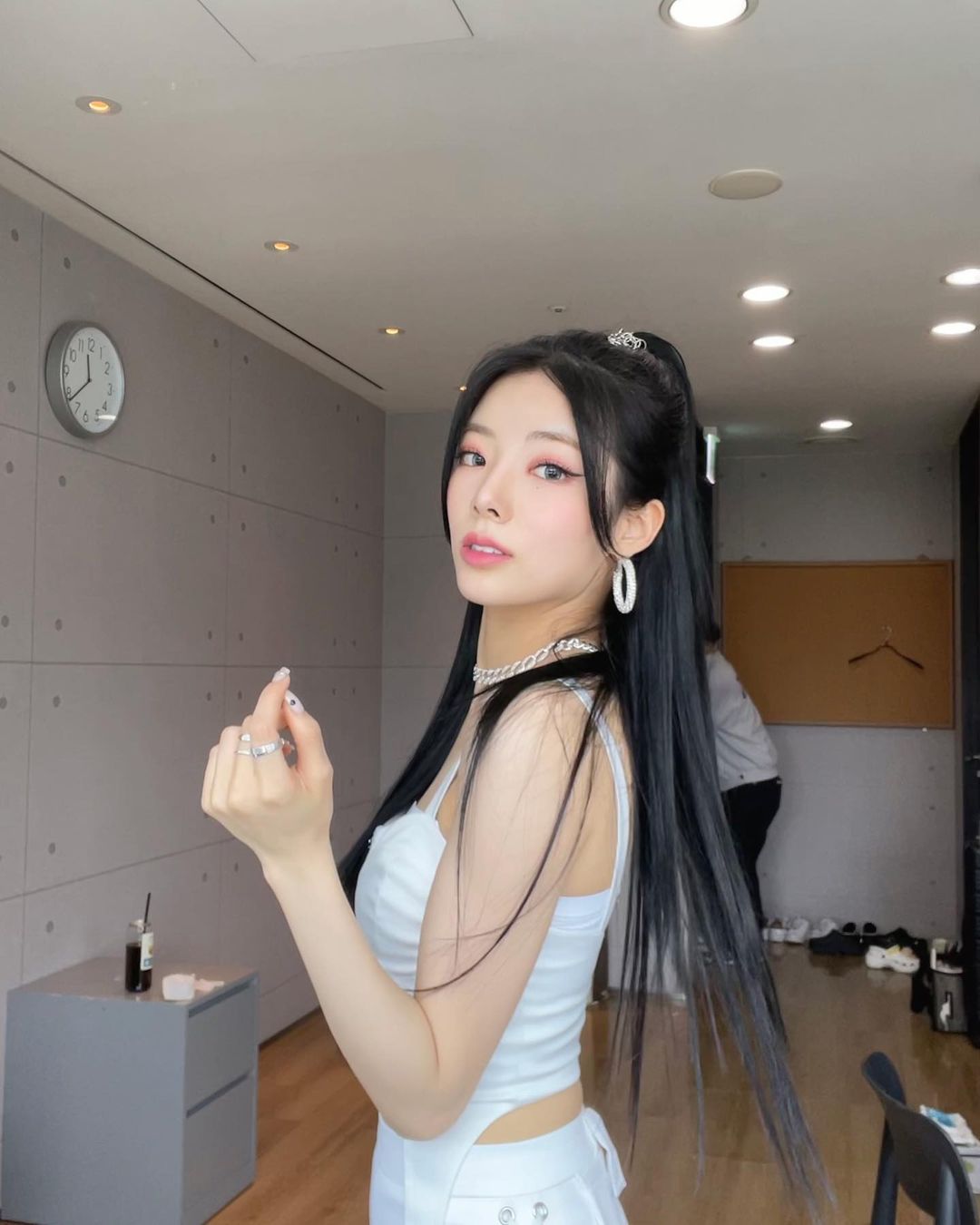 purplekiss_official_p_Ccr9l17Jv6U_1.jpg