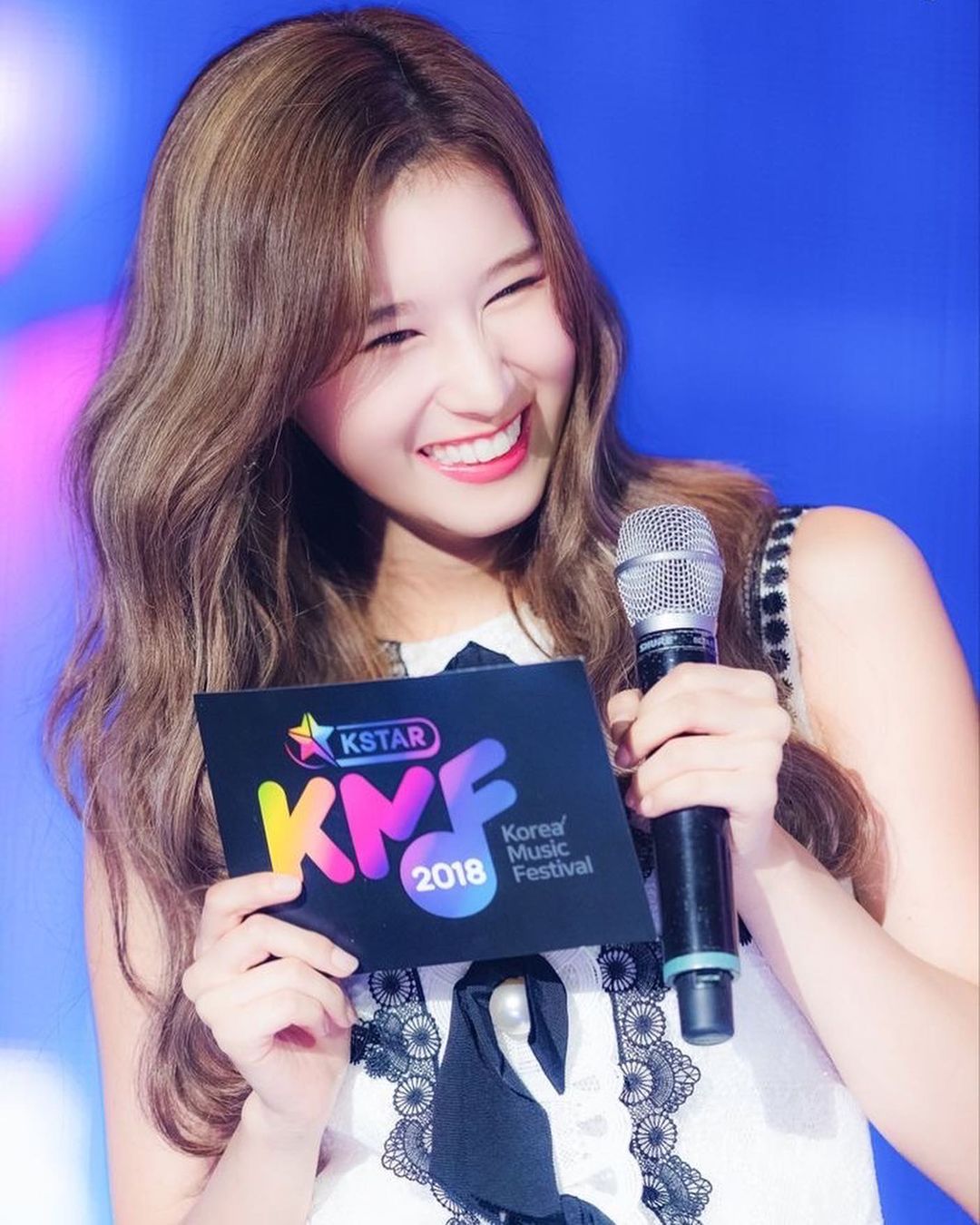 sana_twice2129_p_Cd28XLtFEhA_4.jpg