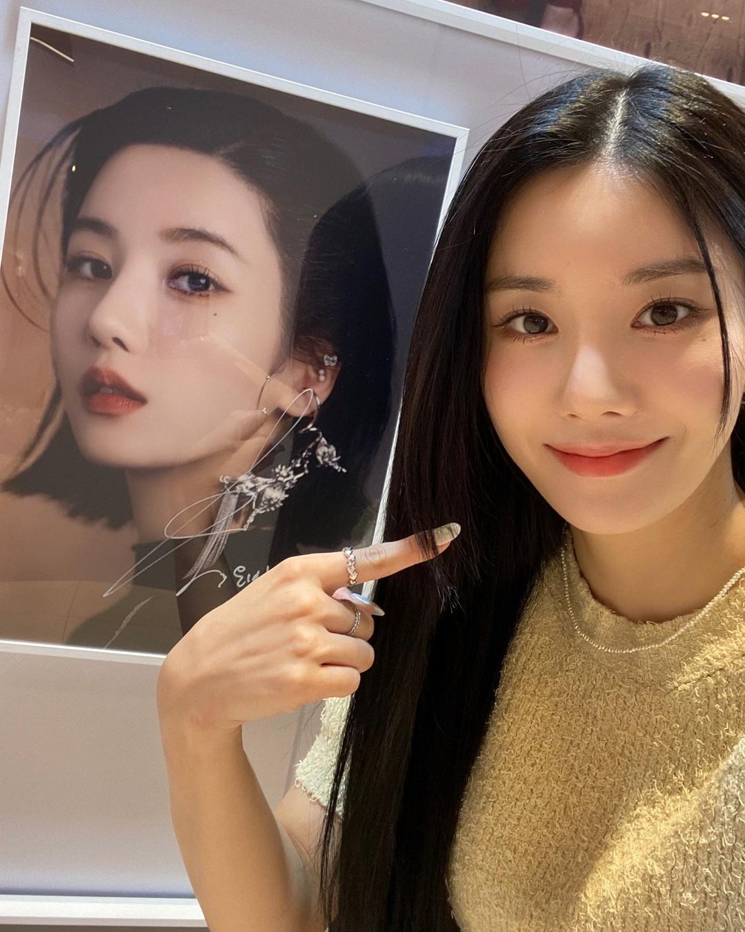 official_kwon.eunbi_p_CipfQ6Dpty6_8.jpg