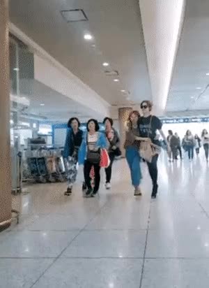 344691f4b8056e09912ab2ee54093a53_1627202563_6004.gif