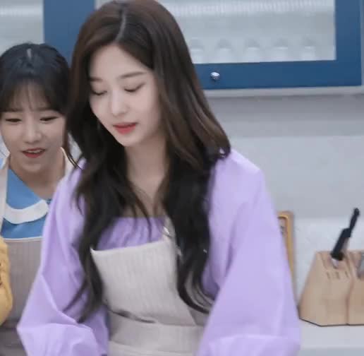 97b49757b08527179c789ba1e081f900_1631100505_1873.gif