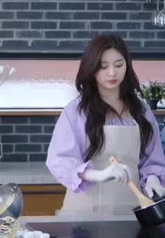 97b49757b08527179c789ba1e081f900_1631100520_413.gif
