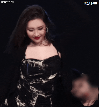 16093800989053.gif