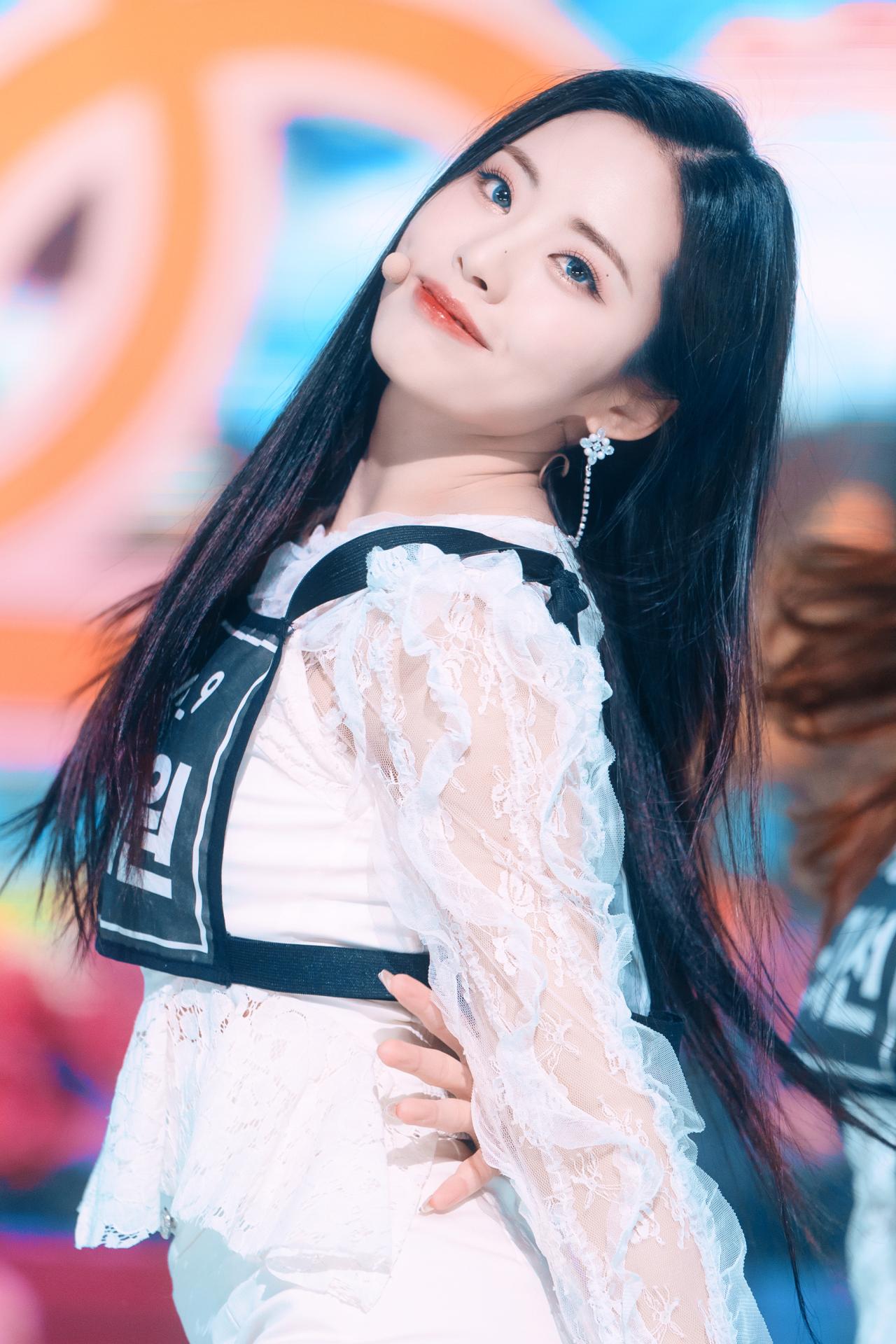 61fc7d114fdacd4b90c39056-p.jpg
