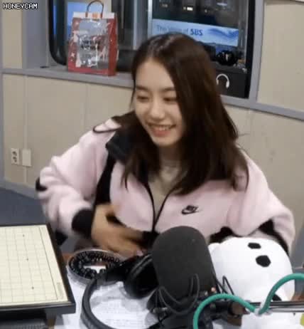 70fd110439cc96ac4192426d70239205_1662614685_0959.gif