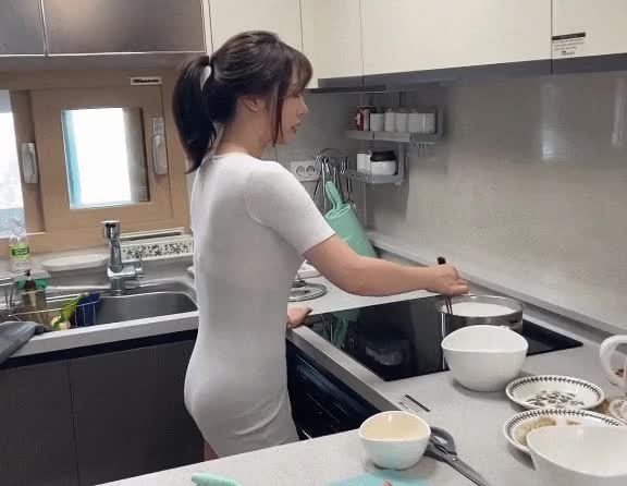 결혼하면 볼수있는 장면2.gif