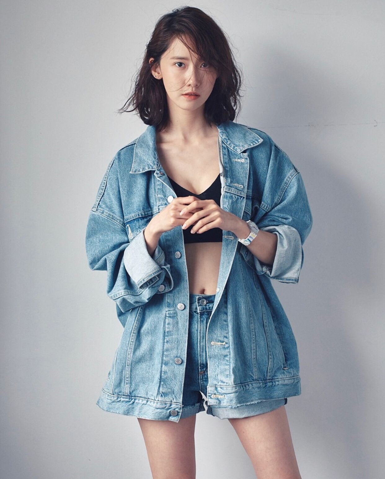 c320caf6d9a0cc5f4a26b4ec131ce33f.jpg 윤아 사진 모음