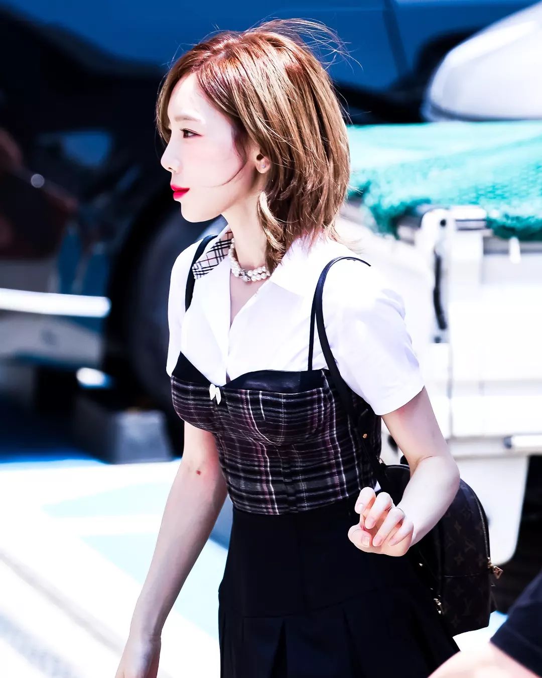 kimtaeyeon_nepal_p_CglYNJRjYzf_1.jpg