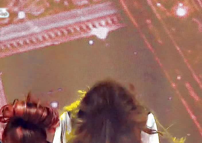 093ba03e2e669385ffc93eb7a1fae096_1630572193_2528.gif