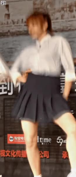 65afb188f09ef060e07c9ef1f6003f4c_1660056901_6071.gif