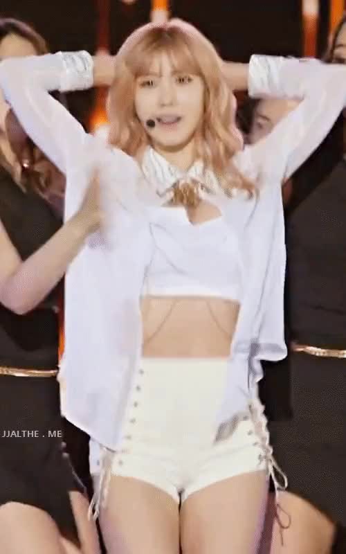 a838a217dd6a18b7abfa4421e14462c6_1628086875_1775.gif