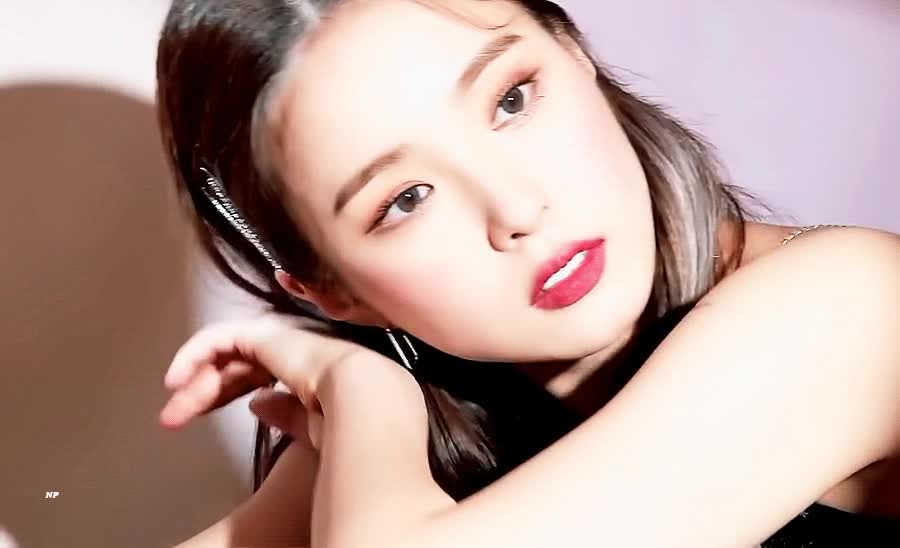 신세경 미모 34.gif