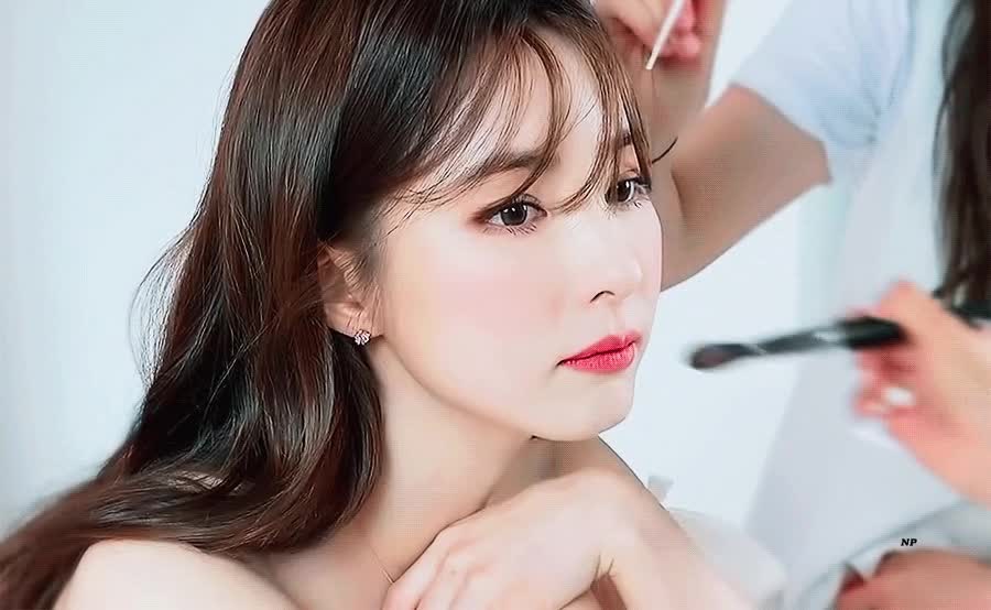 신세경 미모 15.gif