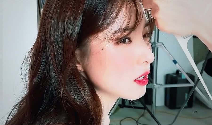 신세경 미모 30.gif