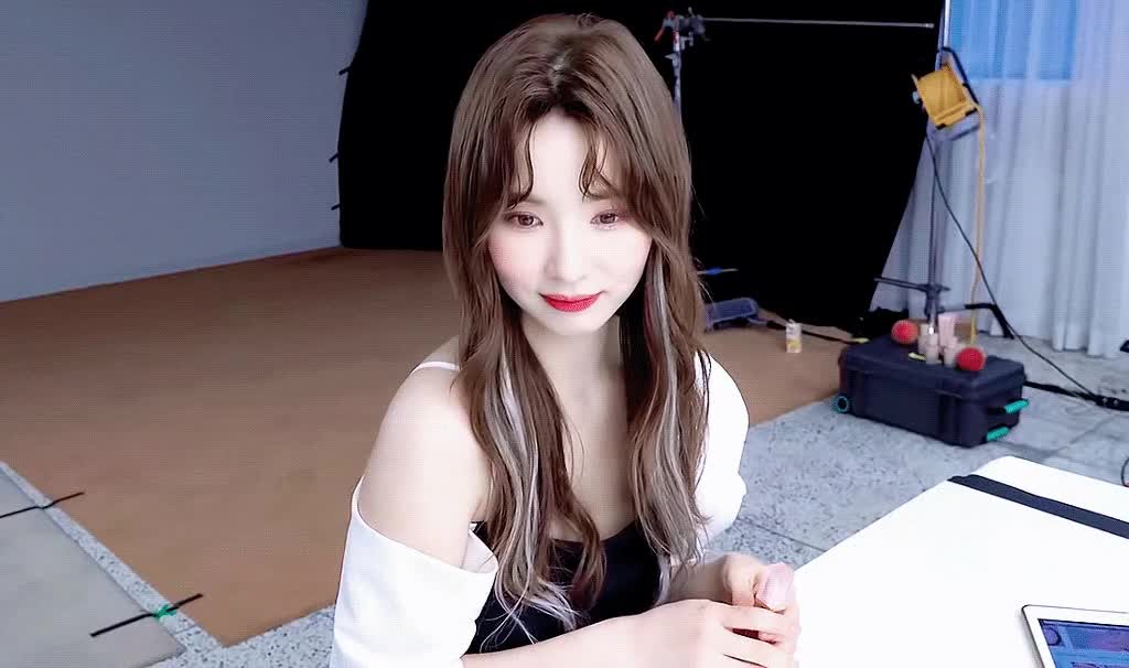 신세경 미모 3.gif