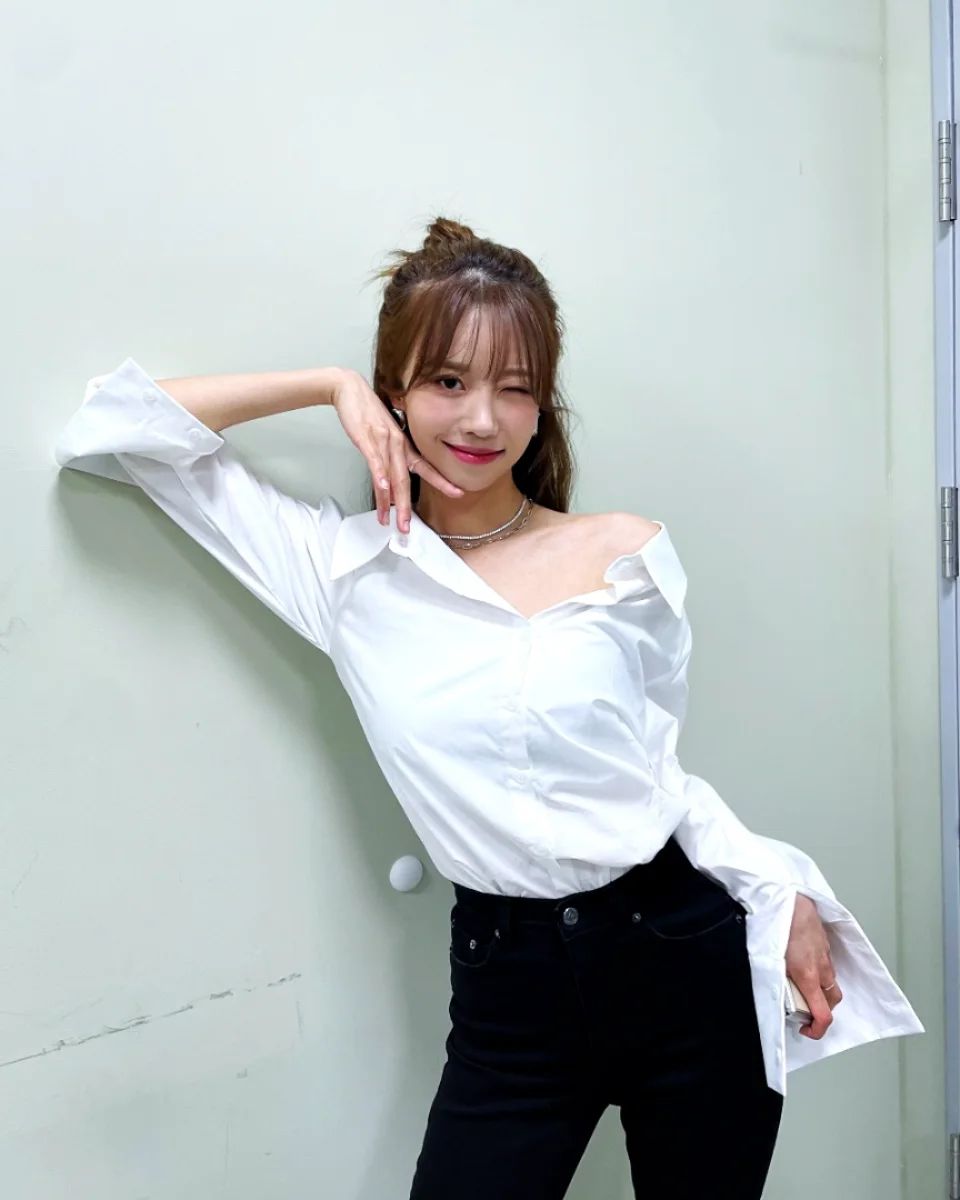 queen.chu_s_p_CcfHcLmLtx0_2.jpg
