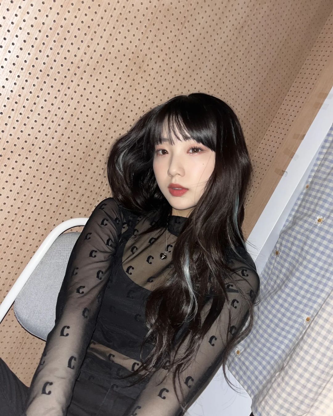 loonatheworld_p_CcfMAXUp1LR_3.jpg
