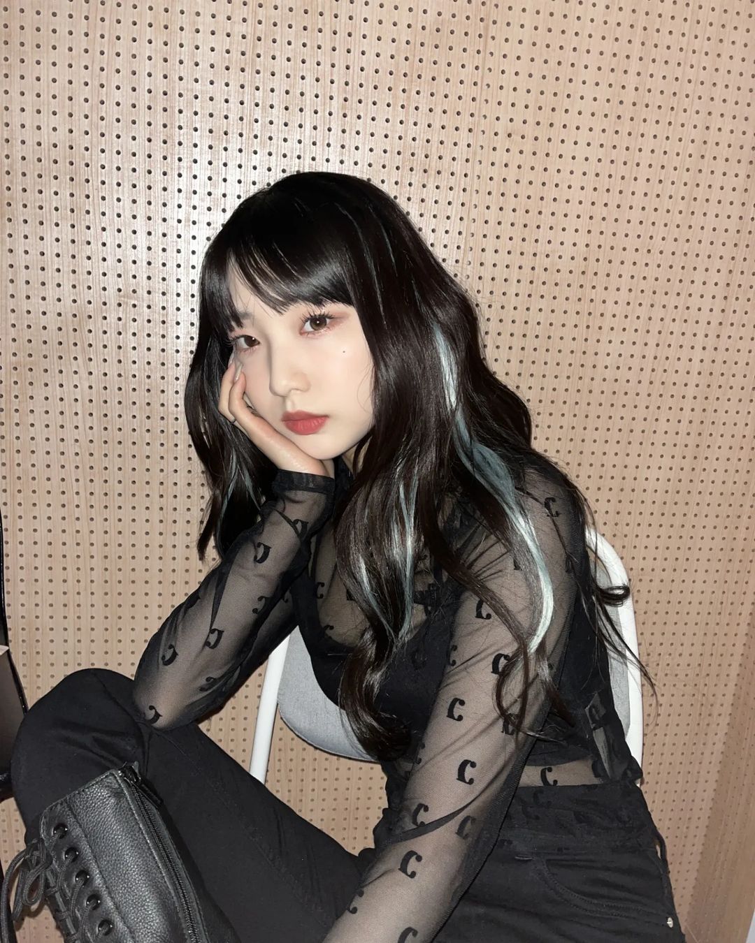 loonatheworld_p_CcfMAXUp1LR_2.jpg