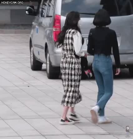 544e13375015cb37997ac8cbc3edf46c.gif