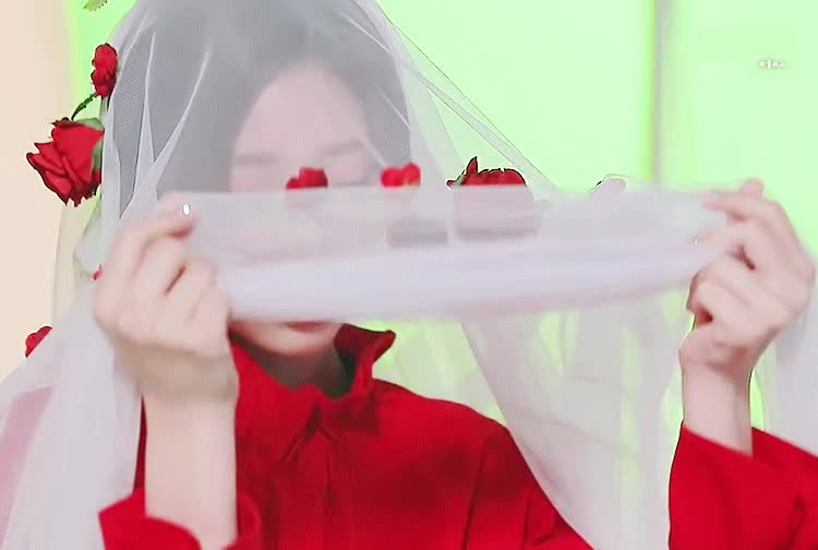 김민주.gif