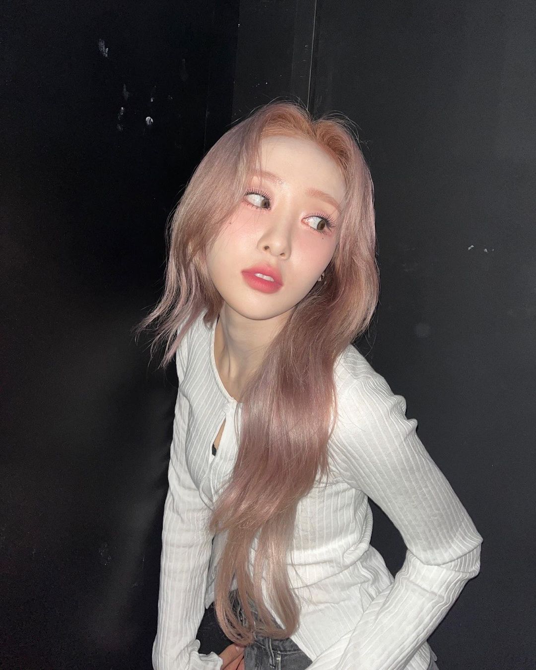 loonatheworld_p_Cc98_EhpkfY_2.jpg