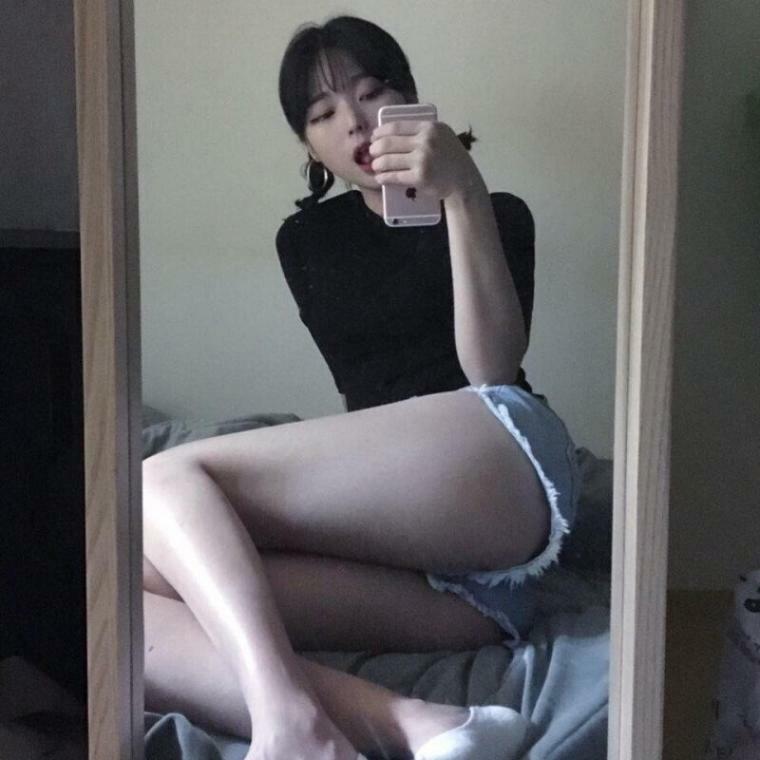 아이폰 쓰는 여자들5.jpg