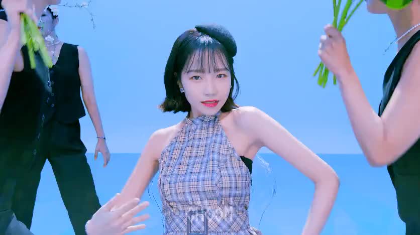 8adb989abaf8a216f1f581ee9b5e1f48_1652952457_8673.gif
