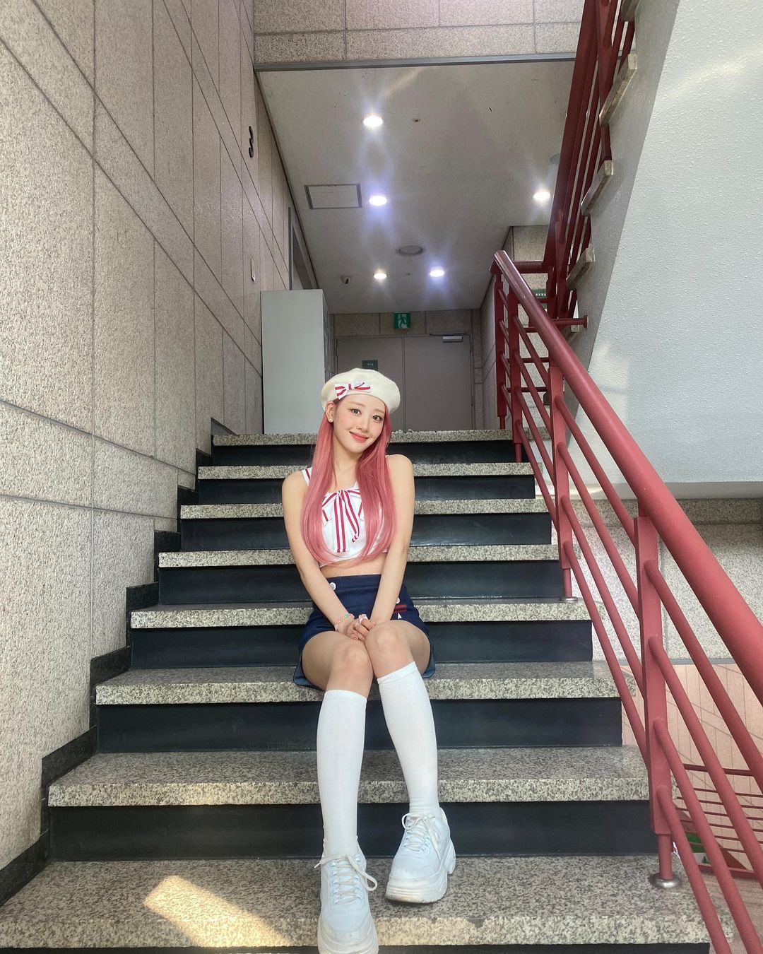 loonatheworld_p_CfnmqJ5Jitg_9.jpg