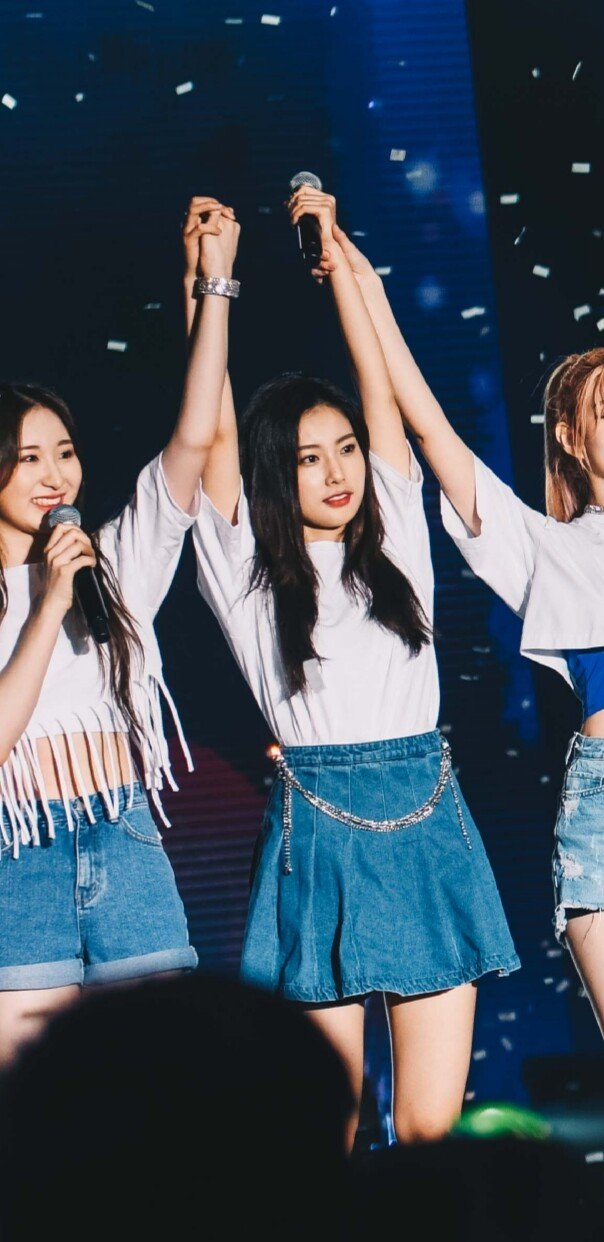 kanghyewon-20190719-062910-000-resize.jpg